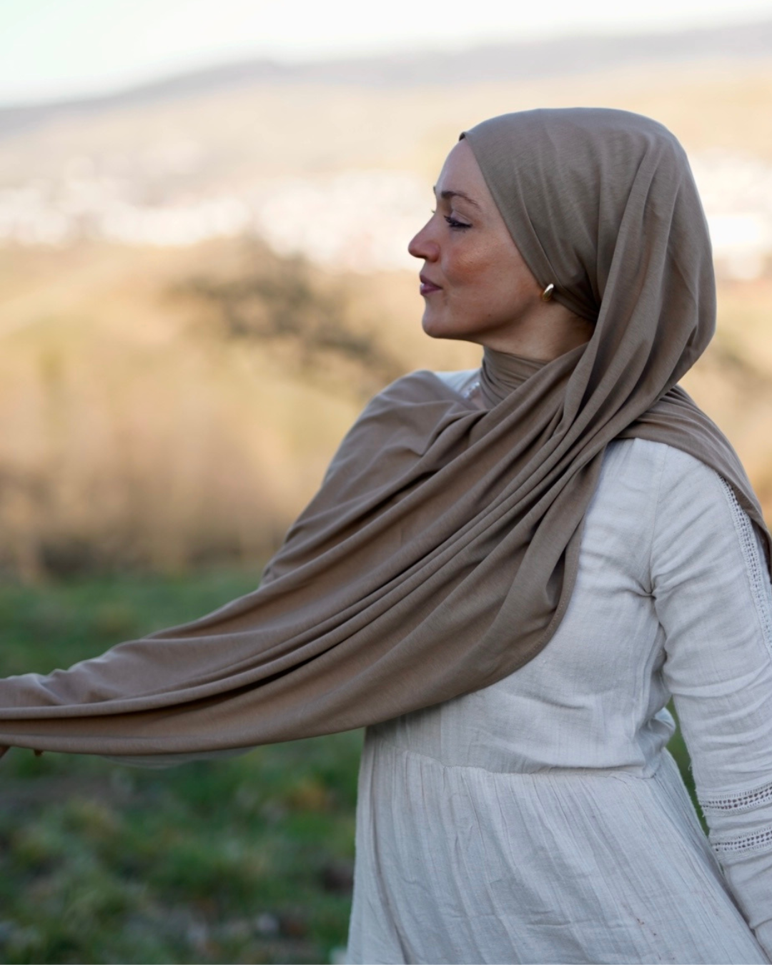 Hijab "Hava" en jersey léger 100% coton bio - Warm Almond