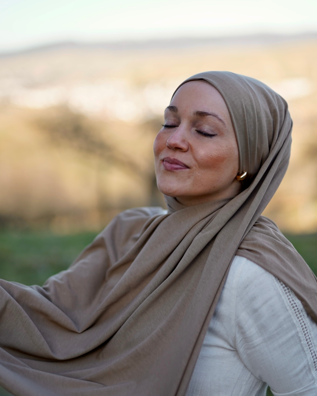 Hijab "Hava" en jersey léger 100% coton bio - Warm Almond