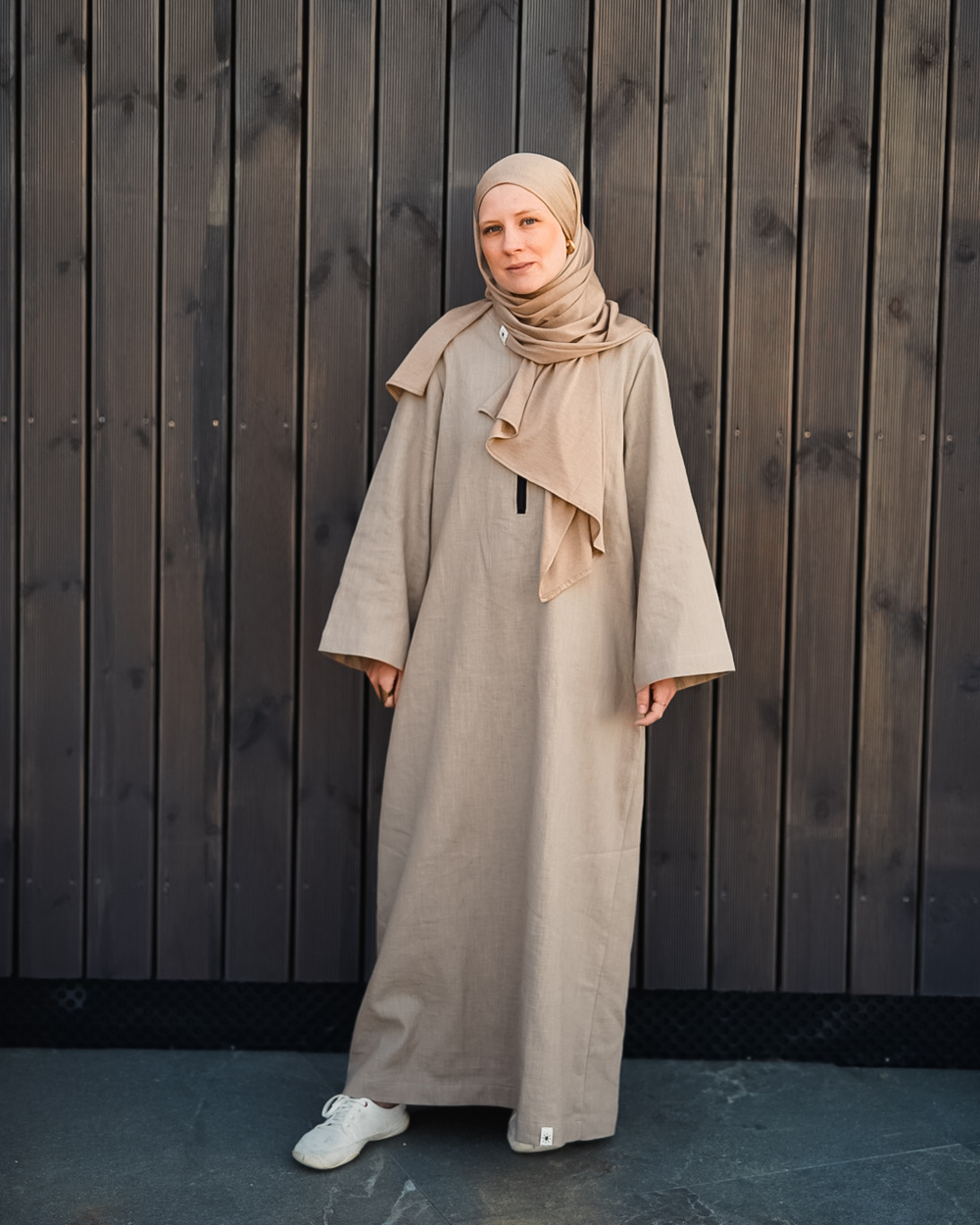Hijab en jersey premium "Mariposa" en soie et coton bio (beige)