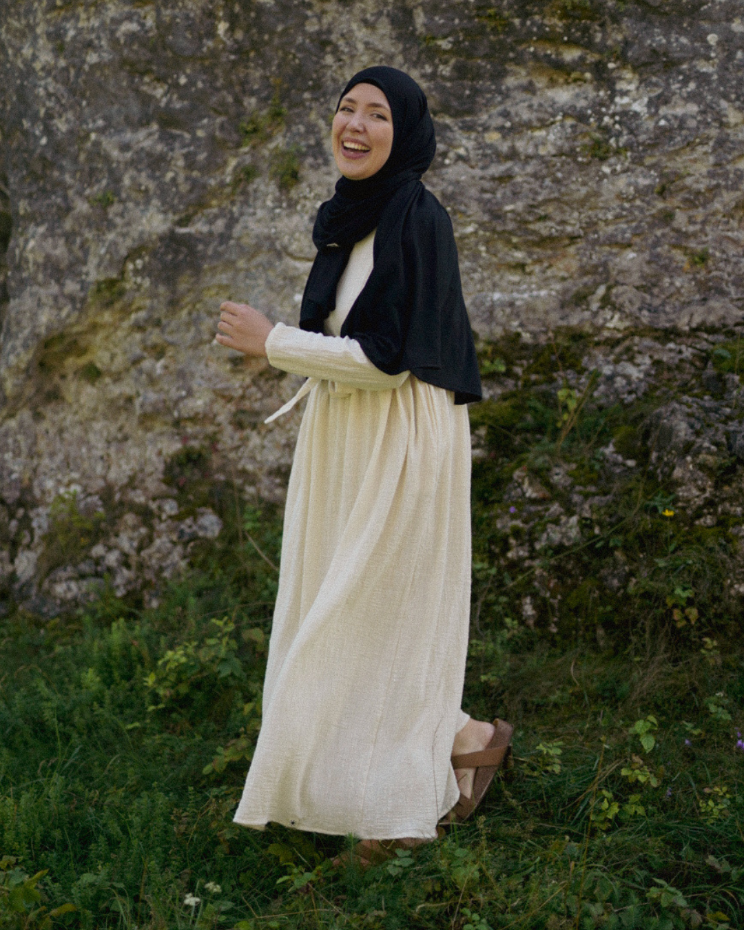Hijab "Hava" en jersey léger 100% coton bio (Black Night)