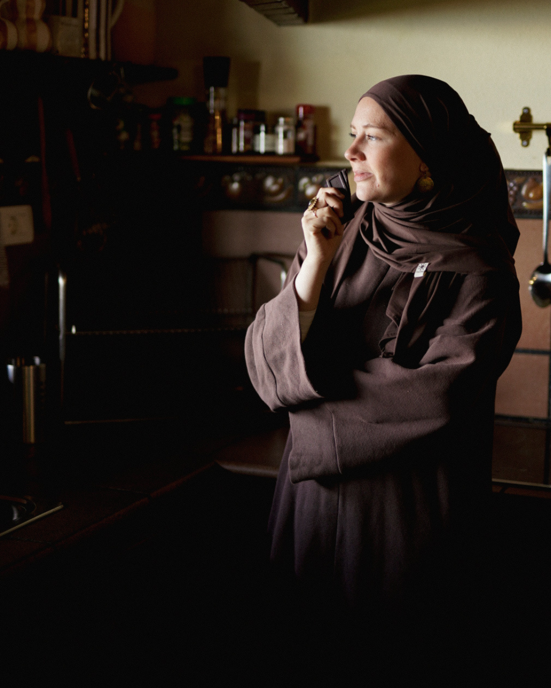 Hijab léger en jersey « Hava » 100 % coton biologique (Mousse au Chocolat)