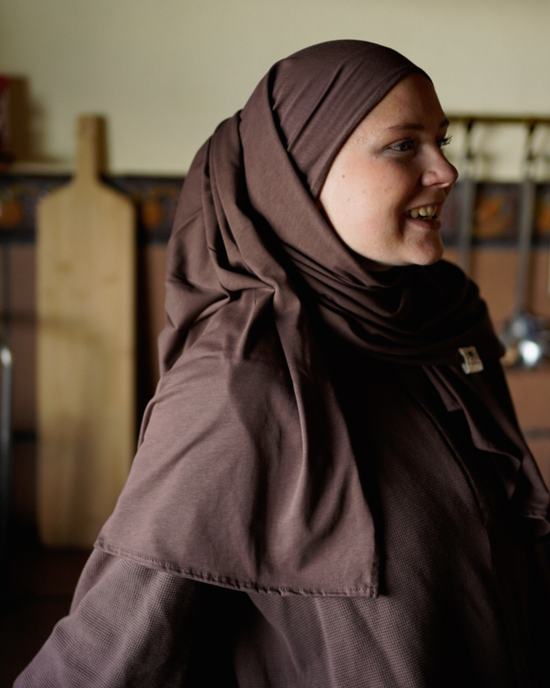 Hijab léger en jersey « Hava » 100 % coton biologique (Mousse au Chocolat)