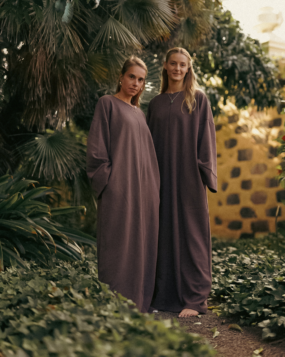 Abaya chaude "Laila" en coton bio (Mousse au Chocolat)