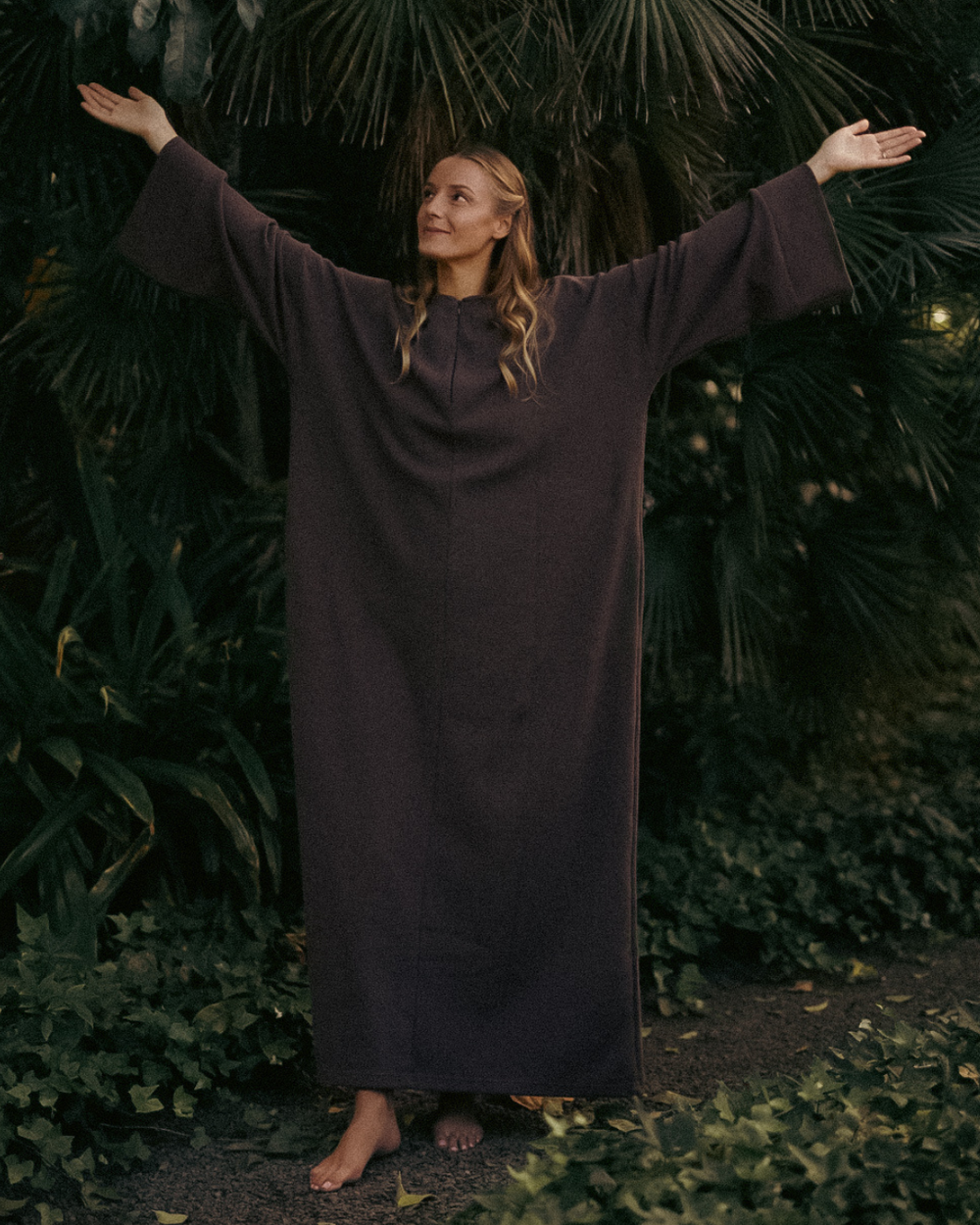 Abaya chaude "Laila" en coton bio (Mousse au Chocolat)