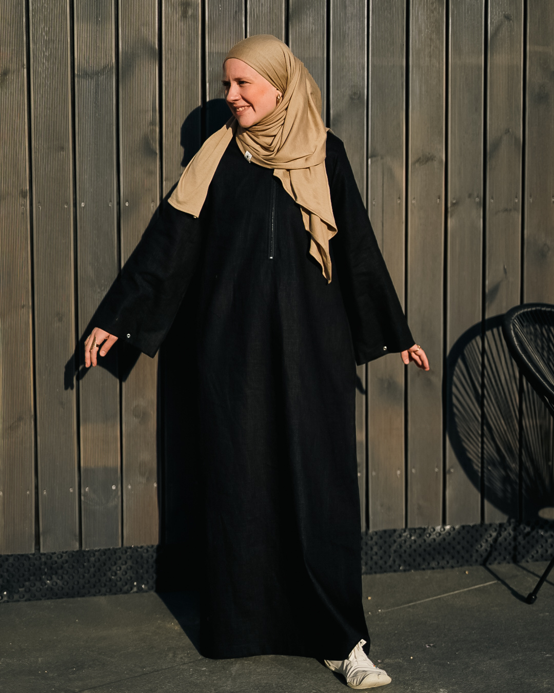 Abaya en lin "Alma" avec coton - black