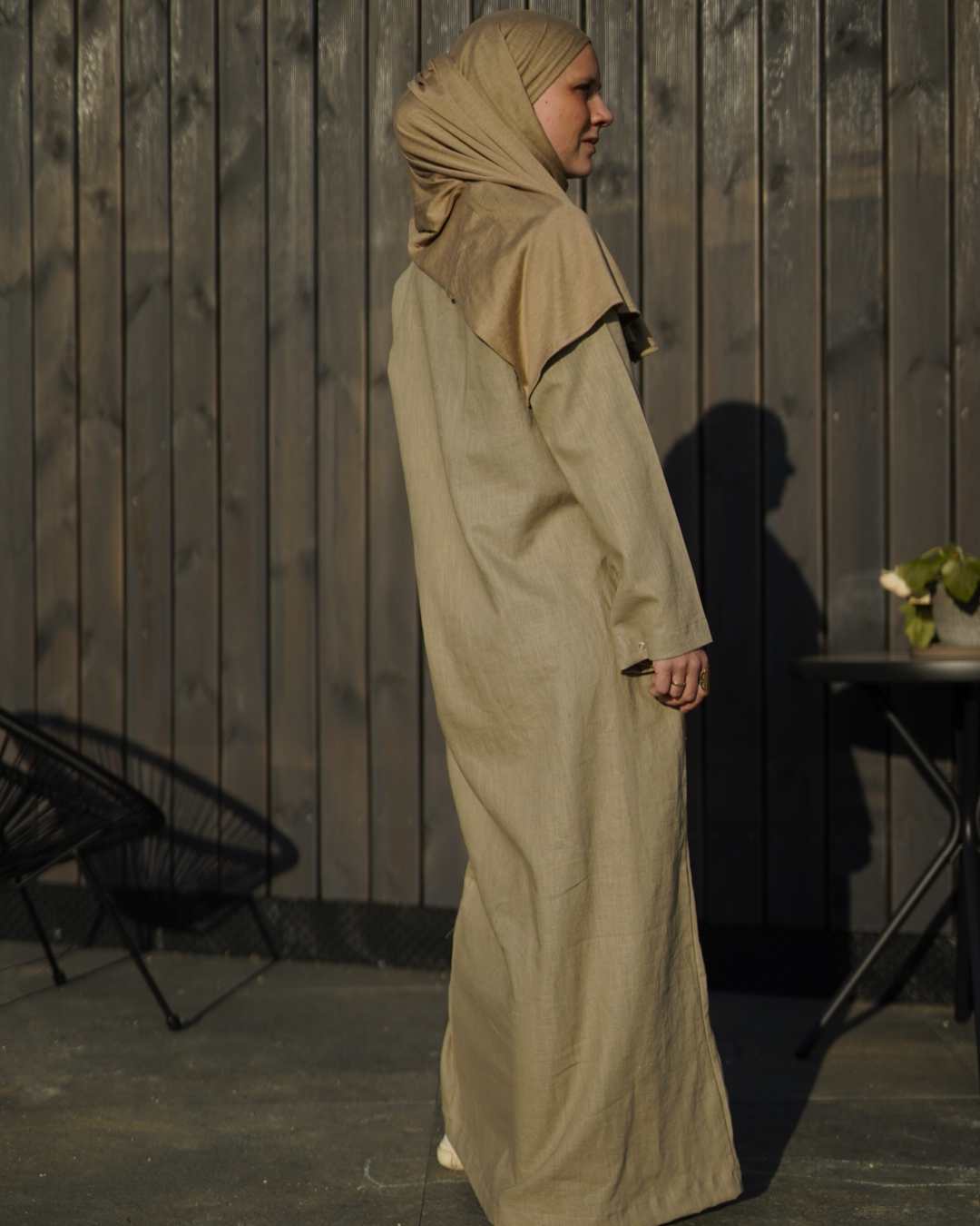 Abaya en lin "Alma" avec coton - sable