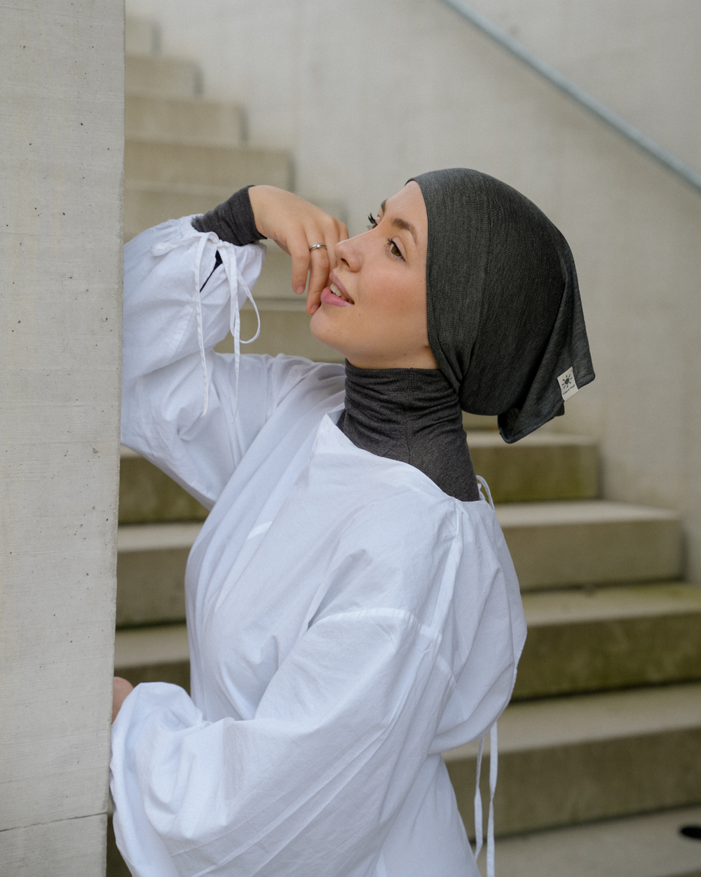 Bonnet tubulaire en soie et coton bio "Mariposa" (Grey Melange)