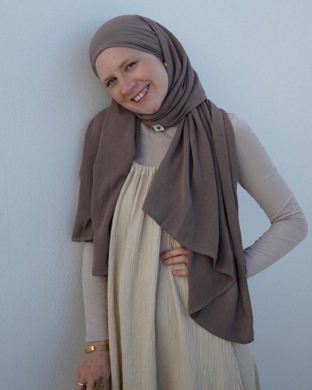 Crinkle Chiffon Hijab "Sandy" de viscose et de lin (Deep Taupe)
