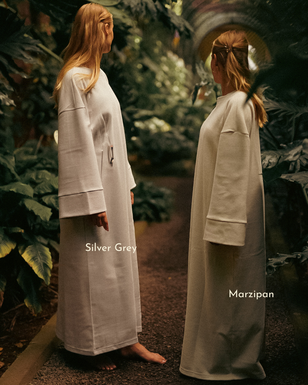 Abaya chaude « Laila » en coton biologique (Cloud Dancer)