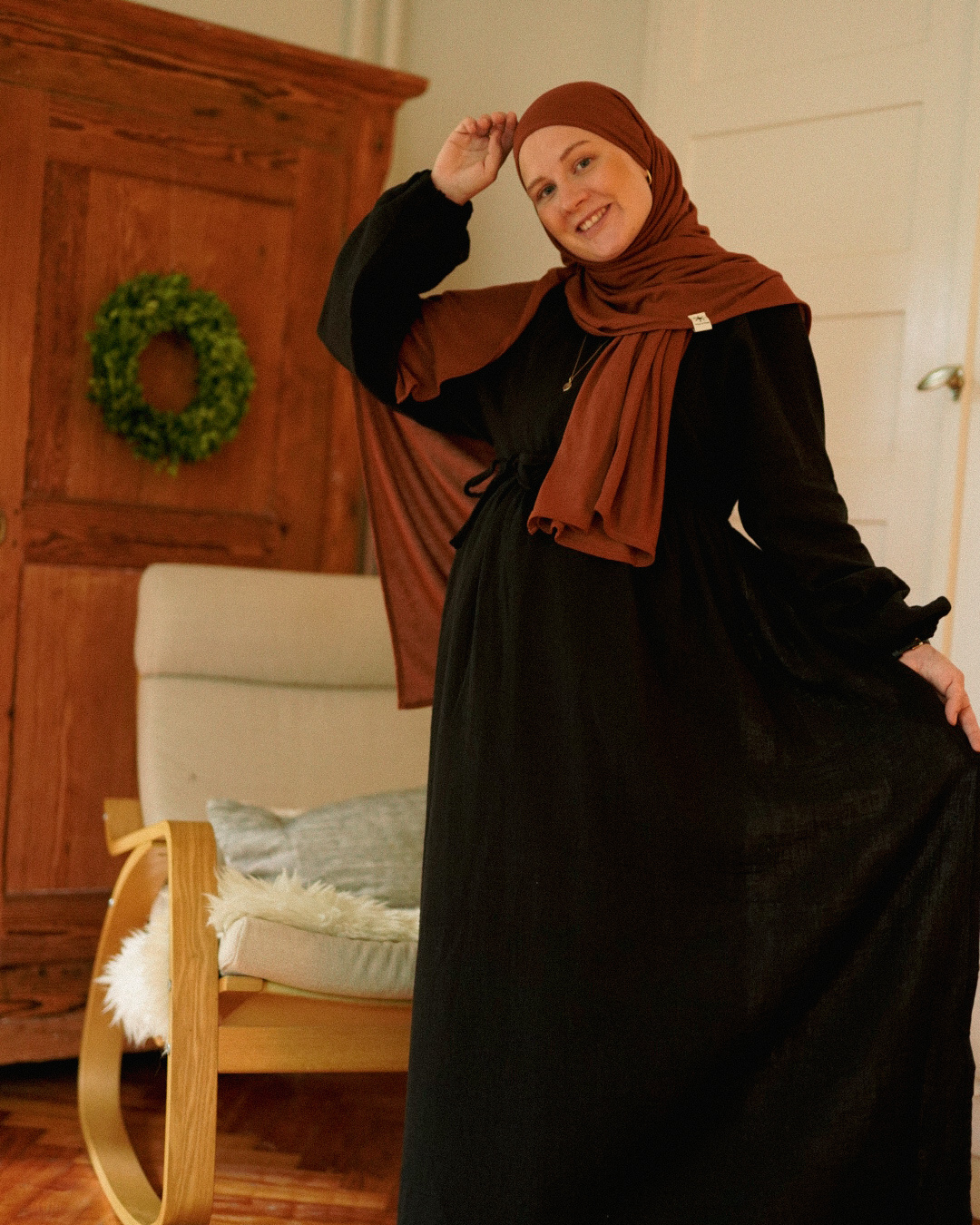 Abaya d'allaitement "Lunaria" en coton bio (Noir)