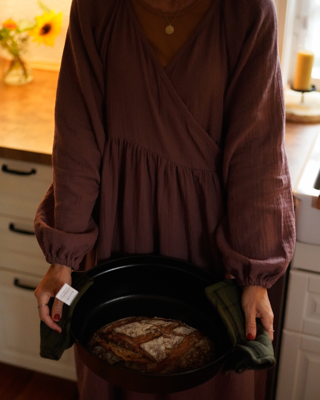 Abaya d'allaitement "Lunaria" en coton bio (Plum)