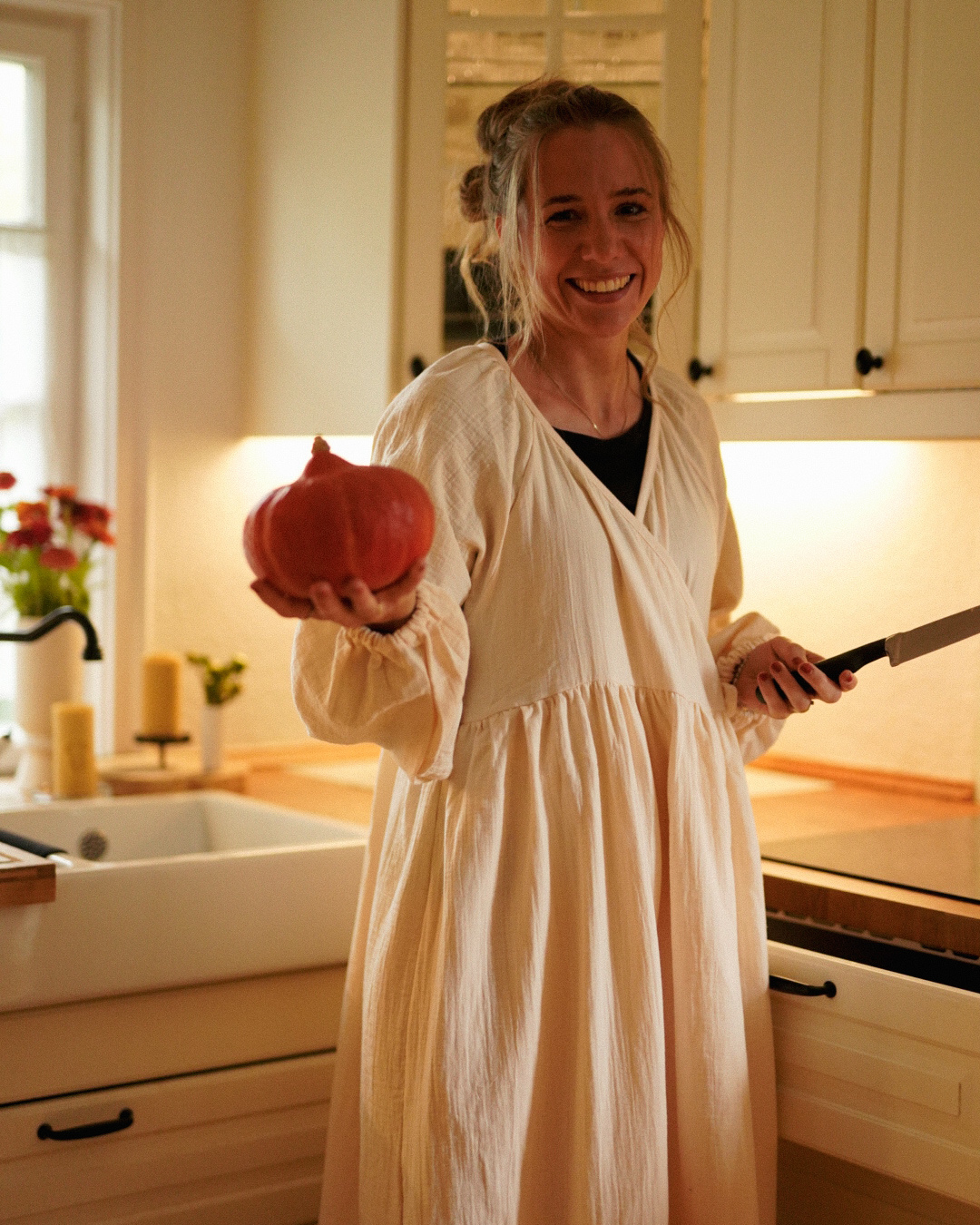 Abaya d'allaitement "Lunaria" en coton bio (Powder)